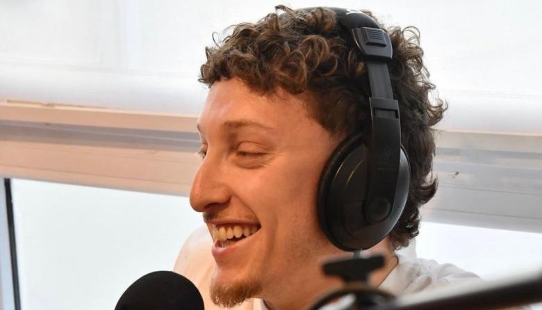 Matías Fischman, el joven licenciado que convierte la historia de Mar del Plata en furor digital