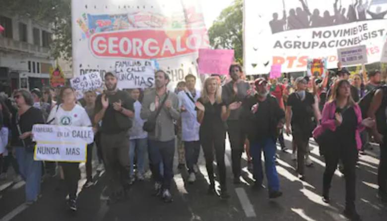 Protestas y disturbios en Buenos Aires por el tratamiento de la reforma laboral