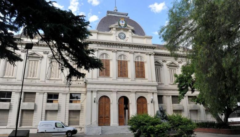 La UNLP vuelve al top 500 mundial tras 11 años y mejora su posición en el ranking QS 2026