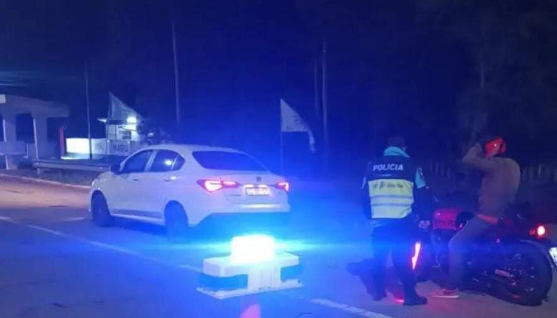 Detuvieron en Maipú a un hombre armado durante un control vehicular