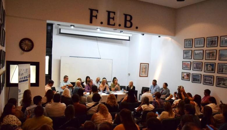 Se aprobó el acuerdo salarial docente: aumento del 5% en marzo y 2,5% en abril