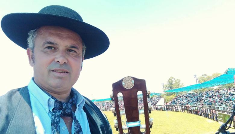 Entre tradiciones y nuevos desafíos, Carlos Sferra impulsa sus remates en Ayacucho