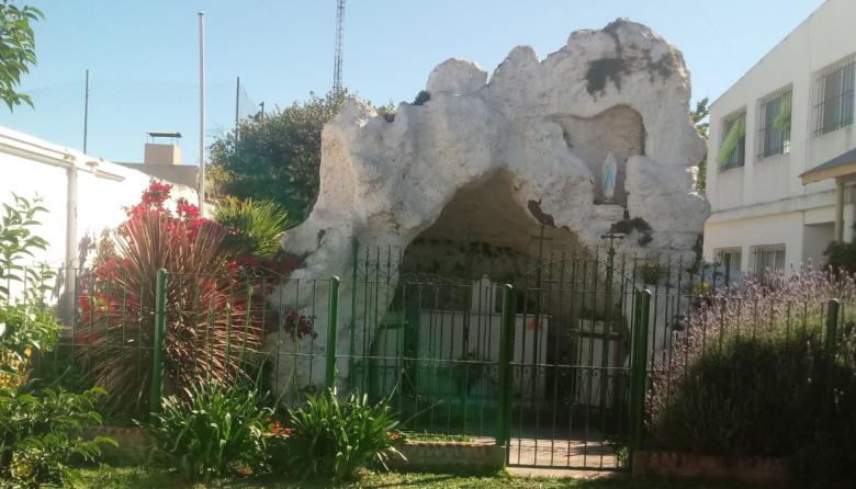 Después de muchos años, volverán a realizar bautismos en la gruta del jardín Pbro Mauro Golé