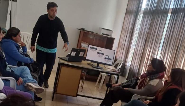 Capacitaron al personal de los CAPS sobre el abordaje de la tuberculosis