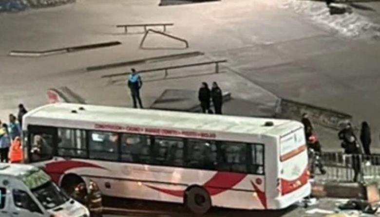 Tragedia en Mar del Plata: un colectivo atropelló a varias personas y dejó una víctima fatal