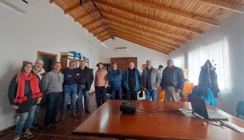 Funcionarios de Maipú participaron de una reunión sobre gestión hídrica regional