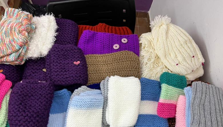 El CAPS Villa Italia realizó la campaña solidaria “Tejiendo Sonrisas”