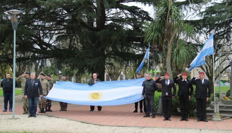 Maipú conmemoró el aniversario del fallecimiento del General San Martín