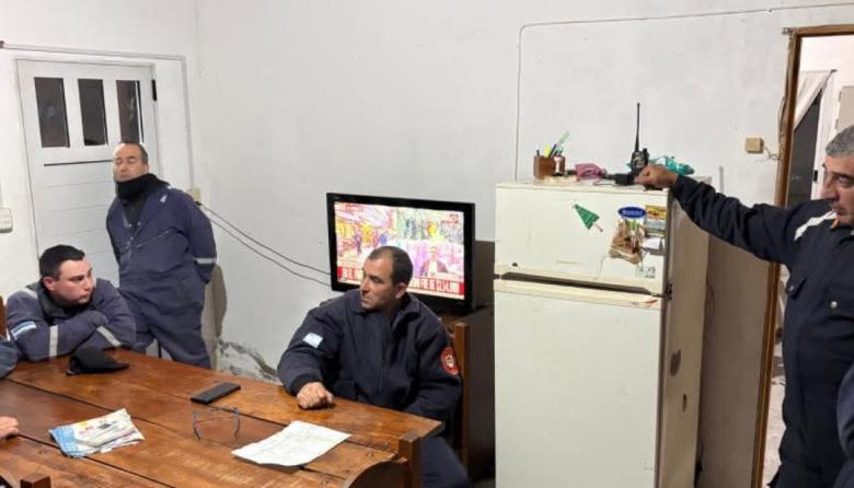 Bomberos de Las Armas planifican acciones preventivas ante posibles eventos climáticos