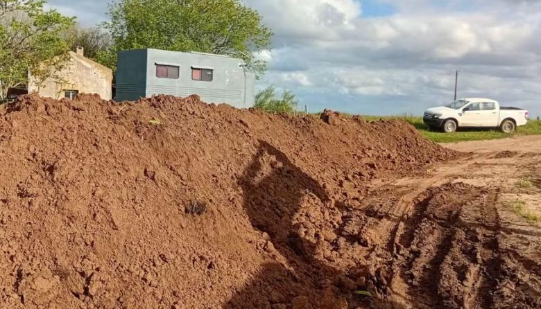 Continúan los trabajos de mantenimiento en caminos rurales de Maipú
