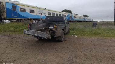 Un tren impactó una camioneta en Maipú: solo daños materiales