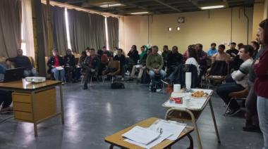 Se realizó en Maipú una jornada de capacitación sobre el voto joven