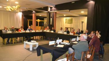 Sociedades Rurales del Sudeste analizaron vacunación antiaftosa y novedades en el Puerto Quequén