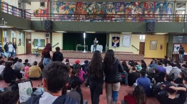 El Día de las Letras volvió a brillar en la Secundaria N°2 E.V.A.