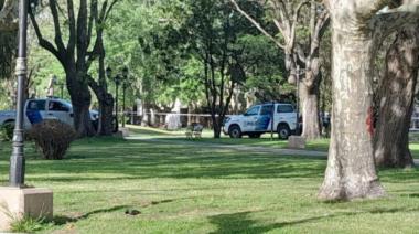 Un joven fue apuñalado en pleno centro y murió en la plaza