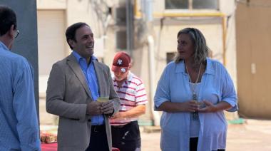 Brindis de Navidad y Año Nuevo con mensajes de unidad y agradecimiento al personal municipal