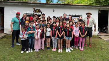El Grupo Scout Kakel Huincul cerrará el año con campamento, bono solidario y la entrega de la Luz de la Paz de Belén