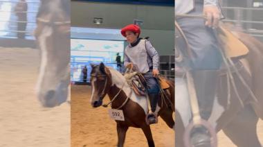Emilio Zabala representa a Maipú en una prueba de mansedumbre en la Expo de Caballos
