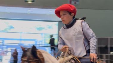 Emilio Zabala representa a Maipú en una prueba de mansedumbre en la Expo de Caballos