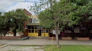 Un alumno armado mató a un compañero en una escuela y aseguran que no tenía problemas de conducta