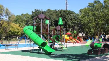 Retiran de manera preventiva un juego inclusivo en la Plaza San Martín