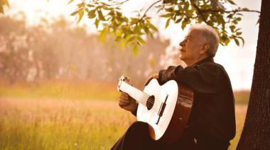 Daniel Pelliza, cinco décadas con el alma hecha canción
