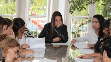 El Municipio otorgó subsidios a jóvenes que competirán en el Nacional de Handball