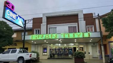 Cierra el histórico Cine Gran Tuyú de San Clemente tras casi 90 años de historia
