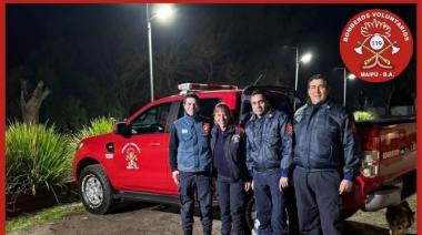 Bomberos Voluntarios de Maipú participan de la búsqueda de pescadores desaparecidos en el Río de la Plata
