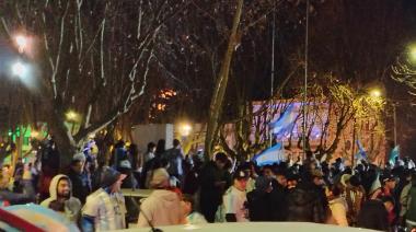 La Plaza San Martín fue una fiesta: Argentina venció a Inglaterra y va por el bicampeonato