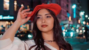 Amorina Alday llega a General Guido para presentar su nueva cumbia campera