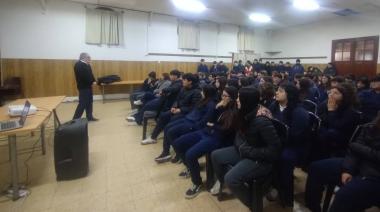 El Rotary Club Maipú brindó una charla sobre intercambio estudiantil