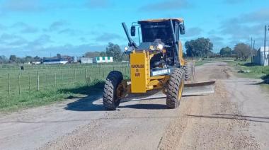 Realizan trabajos de mantenimiento en calles de tierra de la zona urbana