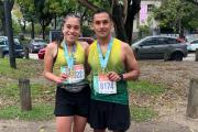 Juan Palavecino y Milagros Entrecasa debutaron en los 42K