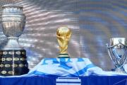 Las Copas ganadas por la Selección Argentina llegan este sábado a la ciudad
