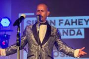 Simón Fahey vuelve al escenario del Club Social con un show lleno de música y emoción