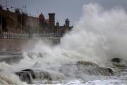 Suspenden las clases y actividades deportivas de la tarde por el temporal en Mar del Plata