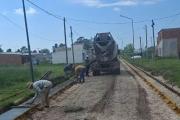 Avanzan los trabajos de cordón cuneta en el barrio Villa Italia