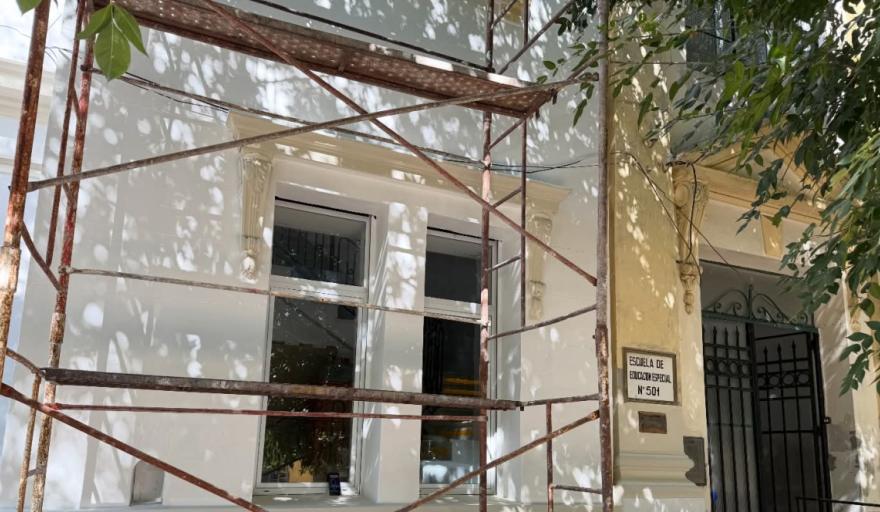 Realizaron trabajos de pintura en la Escuela de Educación Especial N° 501