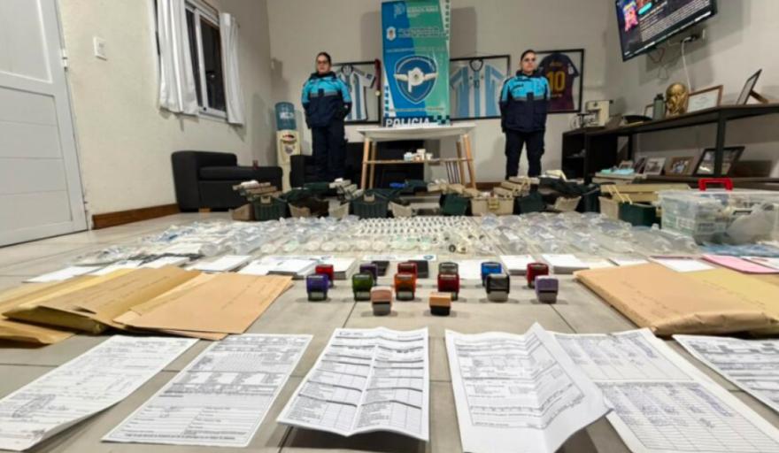 Pinamar: Secuestran Fentanilo,cientos de medicamentos vencidos y sellos médicos apócrifos